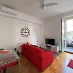 Via Benzi Apartamento